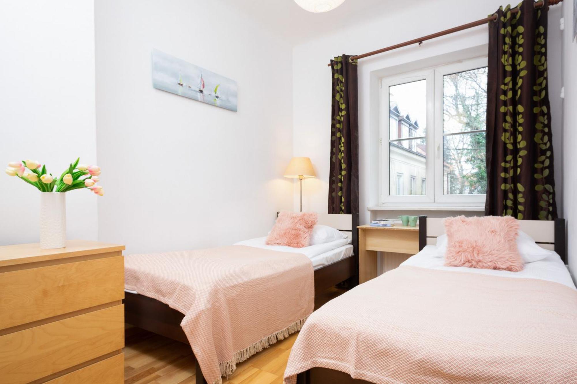 New Town By Renters Lägenhet
